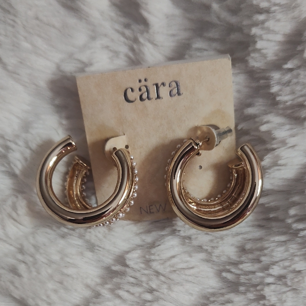 Gold  And Pearls Double Hoop Earrings